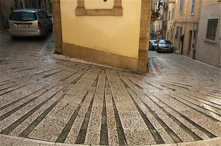 estrecho (angosto) - Laisser infuser Street, Salemi, Province de Tarpani, Sicile, Italie Photographie de stock - Rights-Managed, Code: 700-03739355