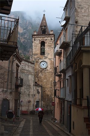 reloj de la torre - Church, Isnello, Sicily, Italy Foto de stock - Con derechos protegidos, Código: 700-03739350