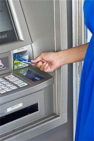 Femme à l'aide d'ATM Photographie de stock - Rights-Managed, Code: 700-03762693