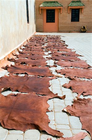 Dyed Leather Hides Drying, Medina, Marrakech, Morocco Foto de stock - Con derechos protegidos, Código: 700-03778108