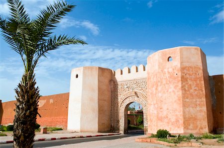 Porte de la ville et ses remparts, Marrakech, Maroc Photographie de stock - Rights-Managed, Code: 700-03778132