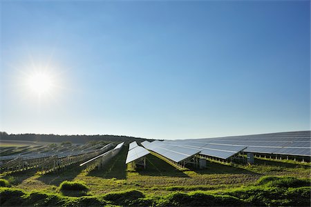 power lines in the sky - Panneaux solaires, Bavière, Allemagne Photographie de stock - Rights-Managed, Code: 700-03787378