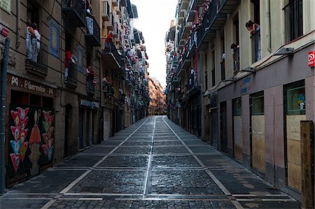 spain traditional building - Spectators at Running of the Bulls, Fiesta de San Fermin, Pamplona, Navarre, Spain Stock Photo - Rights-Managed, Code: 700-03805445