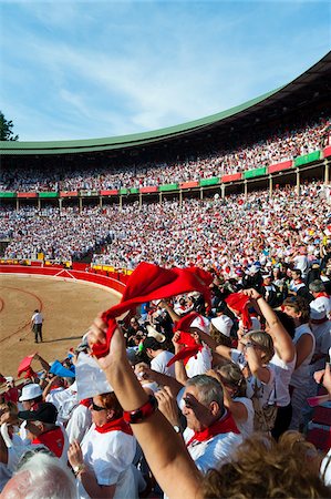 simsearch:700-03805441,k - Spectators at Bullring, Fiesta de San Fermin, Pamplona, Navarre, Spain Stock Photo - Rights-Managed, Code: 700-03805440