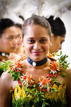 polinesia - Danseurs traditionnels Tongans au Royaume des Tonga, Tongatapu, Nuku'alofa, Centre culturel National de Tonga Photographie de stock - Rights-Managed, Code: 700-03814168