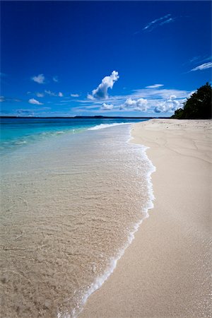 Beach at Mounu Island Resort, Vava'u, Kingdom of Tonga Stock Photo - Rights-Managed, Code: 700-03814224