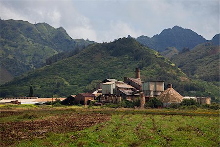 Abandoned Sugar Refinery, Kauai, Hawaii, USA Foto de stock - Con derechos protegidos, Código: 700-03865672