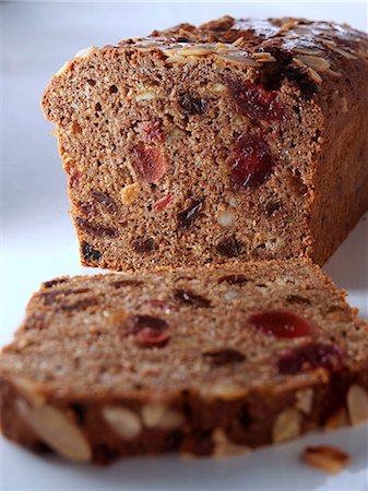 Fat free fruitloaf Stock Photo - Rights-Managed, Code: 824-07585853