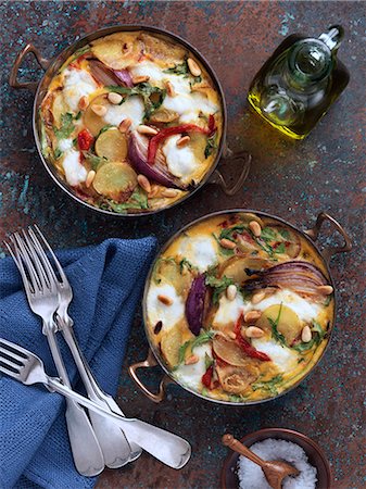 dinner - Frittata Stock Photo - Rights-Managed, Code: 824-07586233