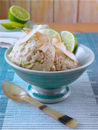 sherbet ice - Coconut sorbet Photographie de stock - Rights-Managed, Code: 824-07586270