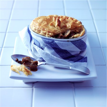 english pie - Beef Pie Stock Photo - Rights-Managed, Code: 824-03744608