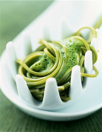 Green Matcha tea -flavored noodles with mint dressing Stock Photo - Rights-Managed, Code: 825-05815247