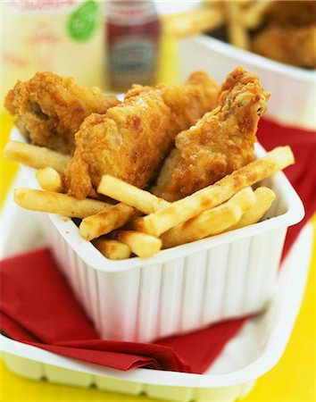 fried chicken - Le poulet frit et frites français Photographie de stock - Rights-Managed, Code: 825-05815251