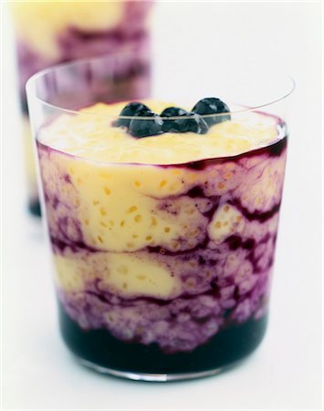 Tapioca with blackcurrant and bilberry puree Stock Photo - Rights-Managed, Code: 825-05815326