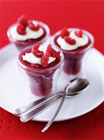 Raspberry mousse Stock Photo - Rights-Managed, Code: 825-05815512