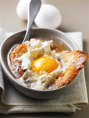 drown - Bread sauce with egg Stock Photo - Rights-Managed, Code: 825-05815602