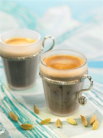 simsearch:825-06046853,k - Arabian coffee with cardamom Foto de stock - Direito Controlado, Número: 825-05815638