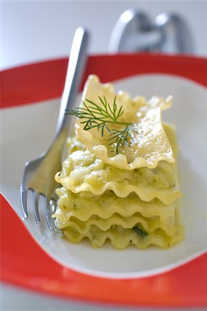 Kalte Zucchini-Lasagnen Stockbilder - Lizenzpflichtiges, Bildnummer: 825-05815672