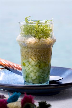 simsearch:825-05835917,k - Salade de quinoa, concombre et citron vert Photographie de stock - Rights-Managed, Code: 825-05815842