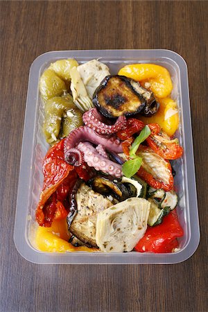 Punnet of marinated vegetables with octopus Stock Photo - Rights-Managed, Code: 825-05815863