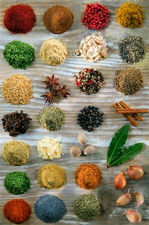 simsearch:825-05811398,k - Composition of spices and herbs Foto de stock - Direito Controlado, Número: 825-05811124