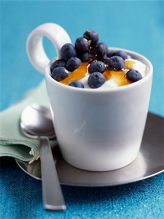 Yoghurt with bilberries and honey verrine Stock Photo - Rights-Managed, Code: 825-05811232