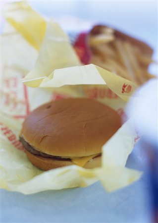 fries paper - US fast food, hamburger Stock Photo - Rights-Managed, Code: 825-05811371