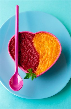 pureed - pureed carrots and pureed beetroot with parsley Stock Photo - Rights-Managed, Code: 825-05811679