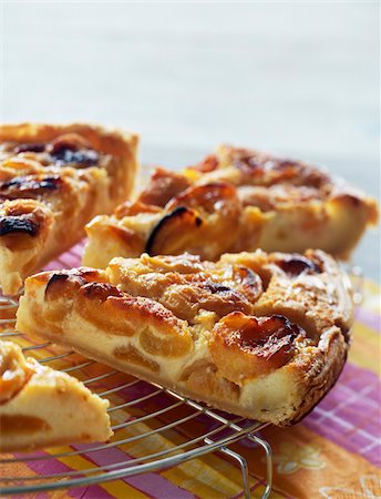 Apricot tart Stock Photo - Rights-Managed, Code: 825-05811858