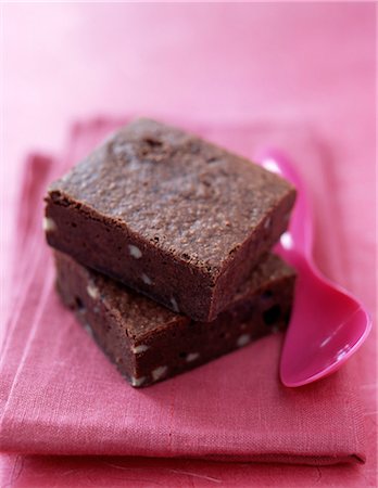 simsearch:652-03801720,k - ""Brownie"" Photographie de stock - Rights-Managed, Code: 825-05811900