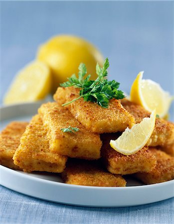 simsearch:825-02302544,k - Fish fingers Stock Photo - Rights-Managed, Code: 825-05811950