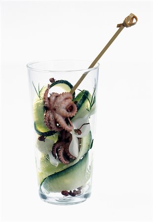 simsearch:652-03800164,k - Verrine of octopus and courgette tagliatelles Foto de stock - Con derechos protegidos, Código: 825-05811999