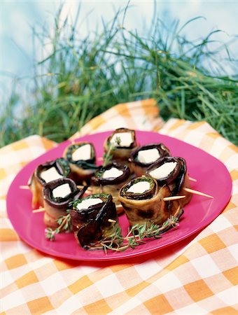 Bite-size eggplants and courgettes with mozzarella Stock Photo - Rights-Managed, Code: 825-05812008