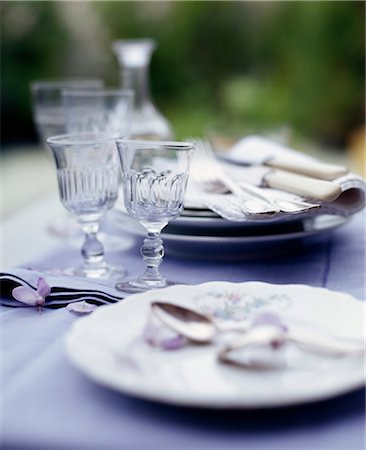 Crockery Stock Photo - Rights-Managed, Code: 825-05812145