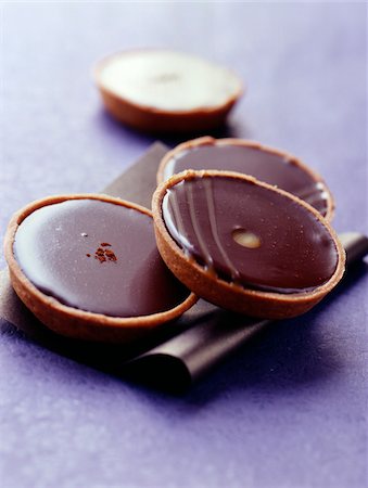 Chocolate tartlets Stock Photo - Rights-Managed, Code: 825-05812154