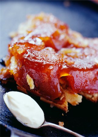 Upside-down apple tart with Calvados cream Stock Photo - Rights-Managed, Code: 825-05812204