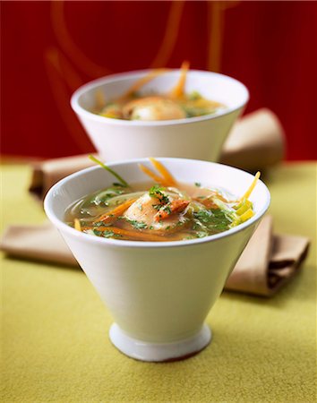 simsearch:825-03629500,k - Scallop soup Stock Photo - Rights-Managed, Code: 825-05812223