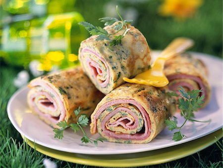 picnic ham - Rolled omelette Stock Photo - Rights-Managed, Code: 825-05812364