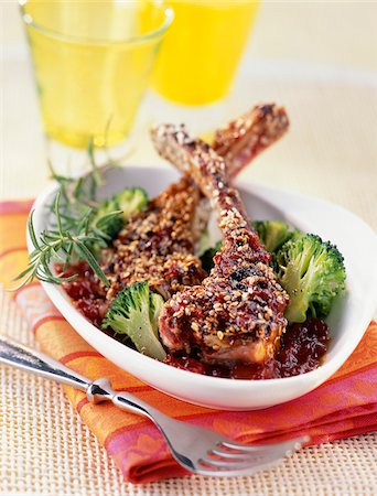 simsearch:825-02304591,k - Lamb chops with quetsch plum chutney and sesame seeds Stock Photo - Rights-Managed, Code: 825-05812394