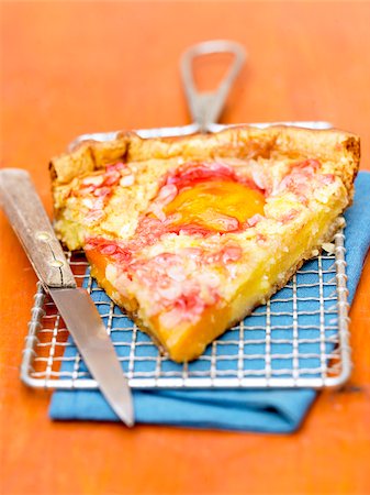 simsearch:825-05811550,k - Portion of apricot tart Stock Photo - Rights-Managed, Code: 825-05812566