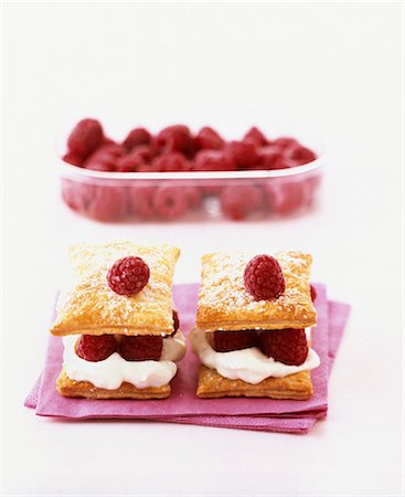 simsearch:825-05988779,k - Flaky pastry and rasperry desserts Stock Photo - Rights-Managed, Code: 825-05812995