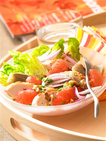 Salade de pamplemousse et de poitrine de poulet Photographie de stock - Rights-Managed, Code: 825-05813018