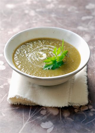 Creamed jerusalem artichoke soup Stock Photo - Rights-Managed, Code: 825-05813068