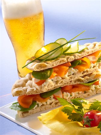 simsearch:825-05811641,k - Scandinavian sandwich and a glass of lager Foto de stock - Direito Controlado, Número: 825-05813370