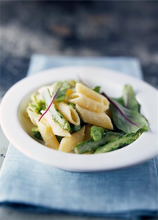 Penne with broad beans and asparagus Stock Photo - Rights-Managed, Code: 825-05813979