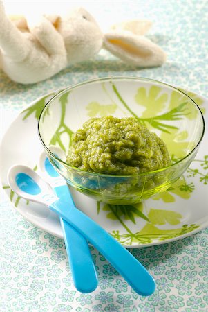 Baby's mashed green vegetables Stock Photo - Rights-Managed, Code: 825-05835634