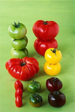 simsearch:825-05814292,k - Selection of tomatoes Foto de stock - Direito Controlado, Número: 825-05835640