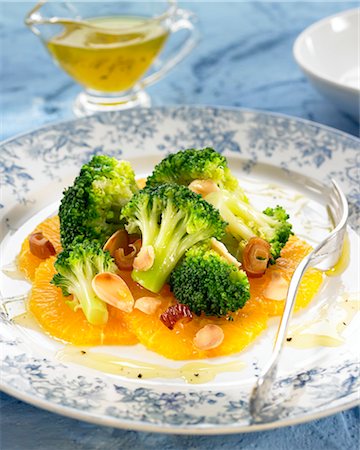 simsearch:652-03803176,k - Broccoli salad with oranges and thinly sliced almonds Stock Photo - Rights-Managed, Code: 825-05836034