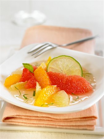 pink syrup - Citus fruit salad with mint syrup Stock Photo - Rights-Managed, Code: 825-05836043