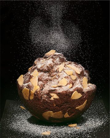 powdered sugar - Chocolate and almond cake Stock Photo - Rights-Managed, Code: 825-05836276